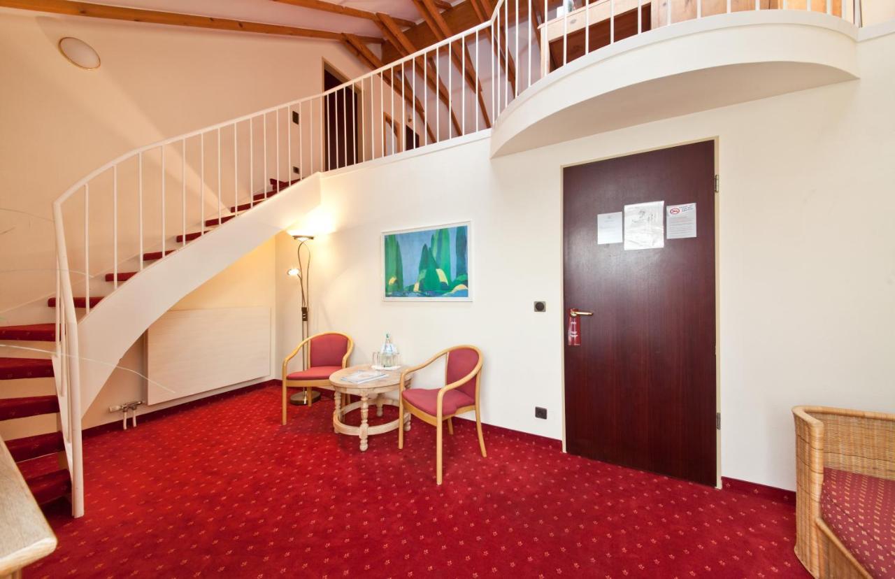 Garner - Main Station By Ihg Hotel 4*