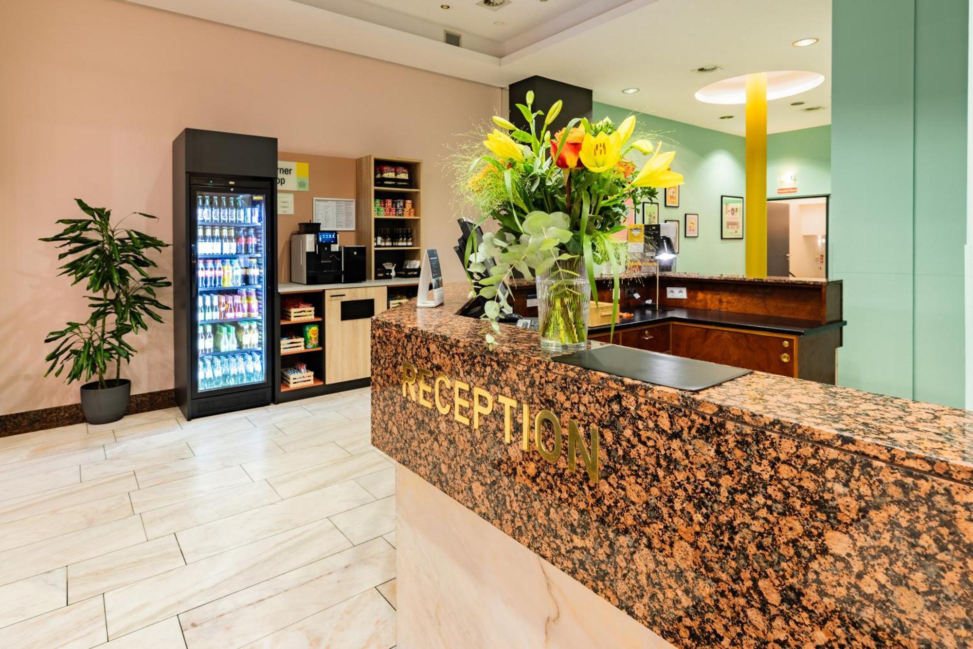 Hotel Garner - Main Station By Ihg 4*