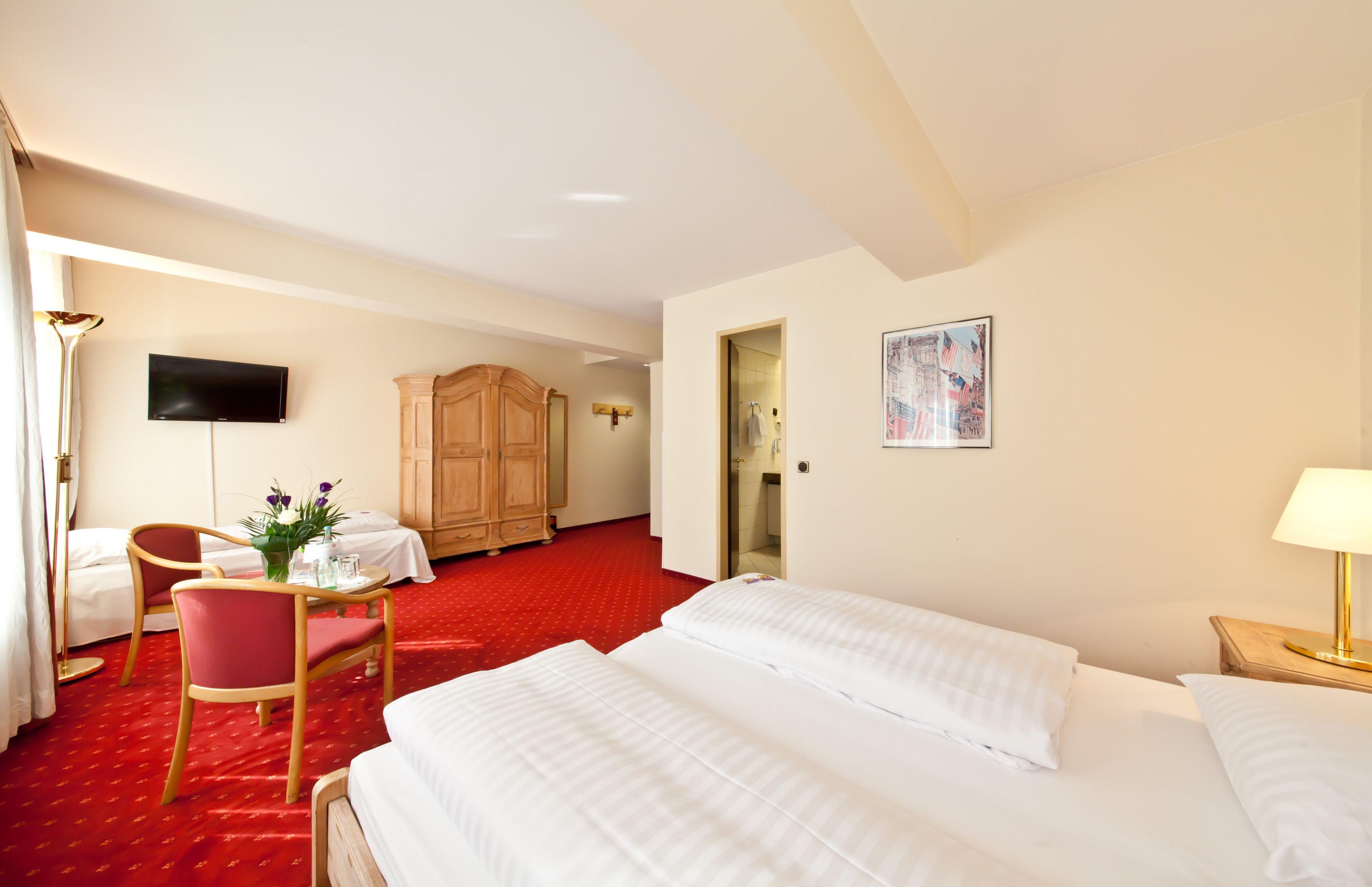 Garner - Main Station By Ihg Hotel