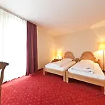 Garner - Main Station By Ihg Hotel 4*