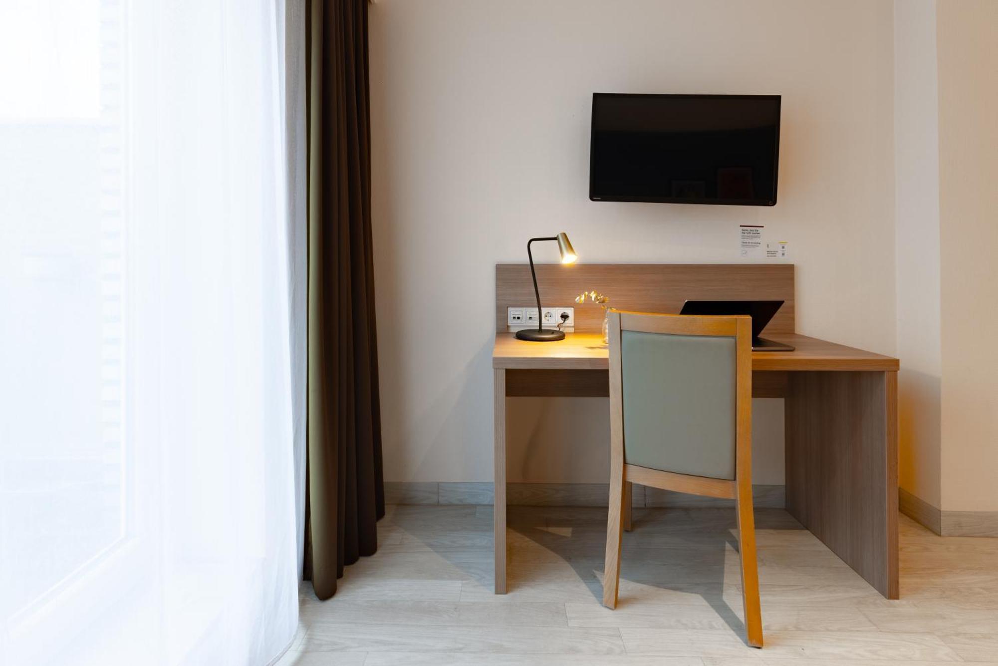 Garner - Main Station By Ihg 4*